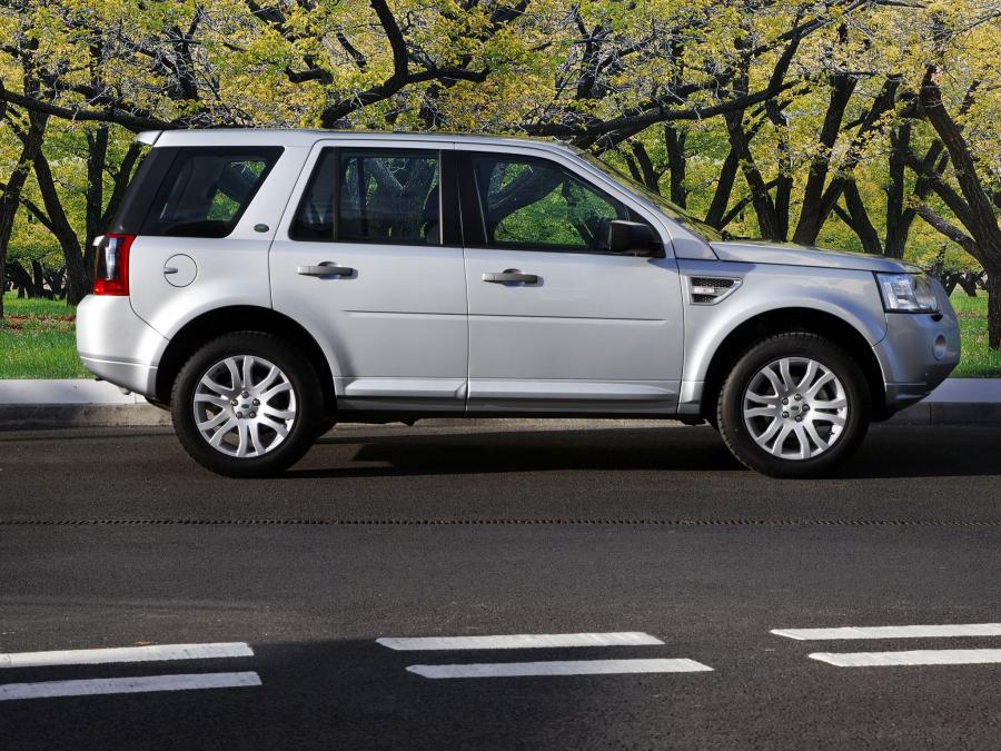  Land Rover Freelander 2 TD4e 2009 года  (фото 5 из 16)